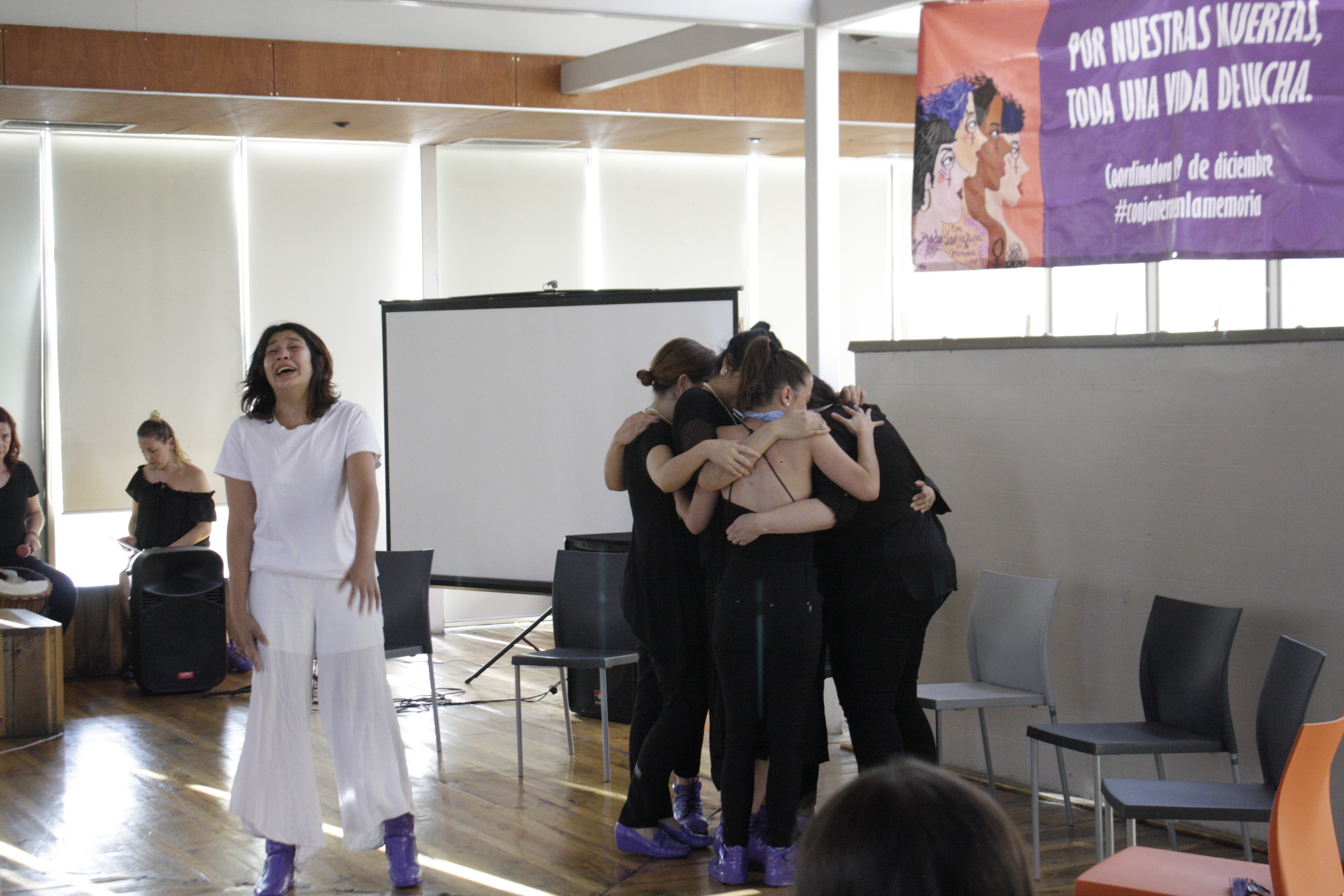 Alma (Arma) Blanca: Una Reflexión  a través del Teatro